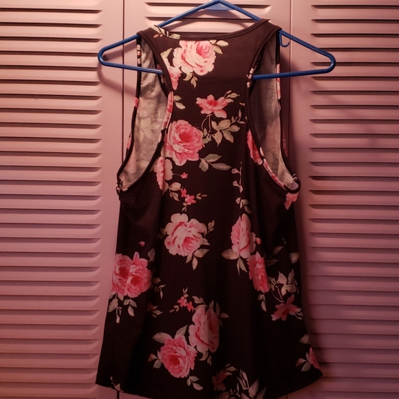 Top - Picture 2 of 2